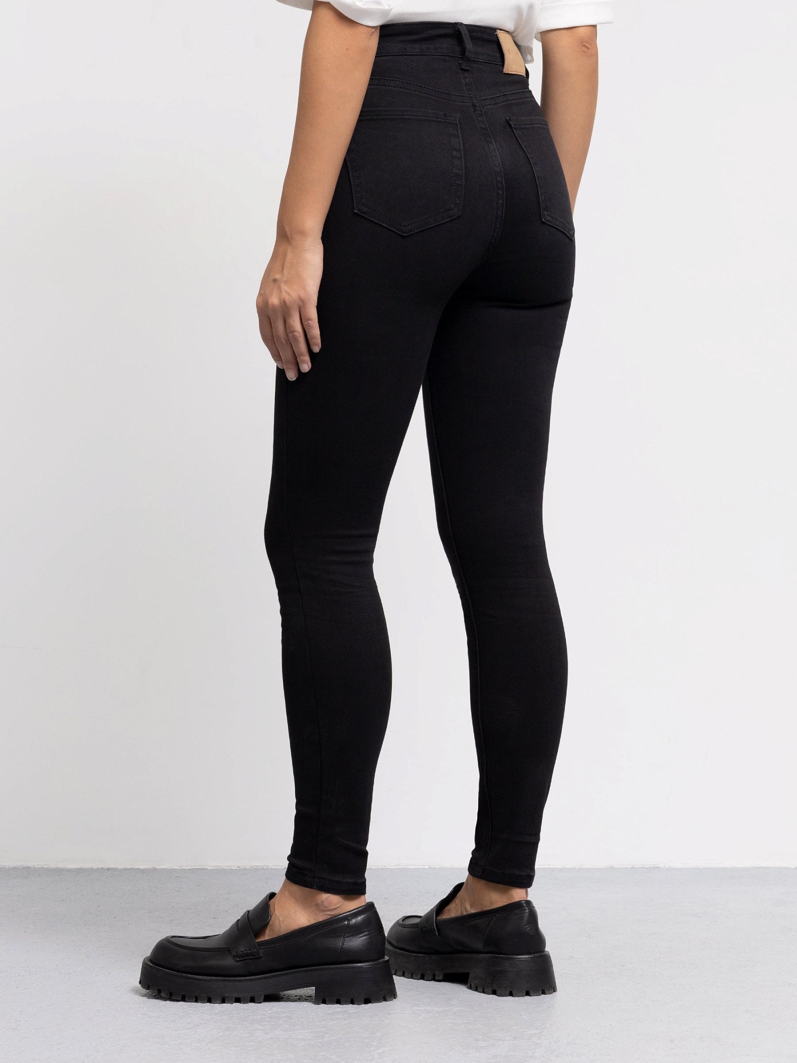 ДЖИНСЫ D272/IRONIC